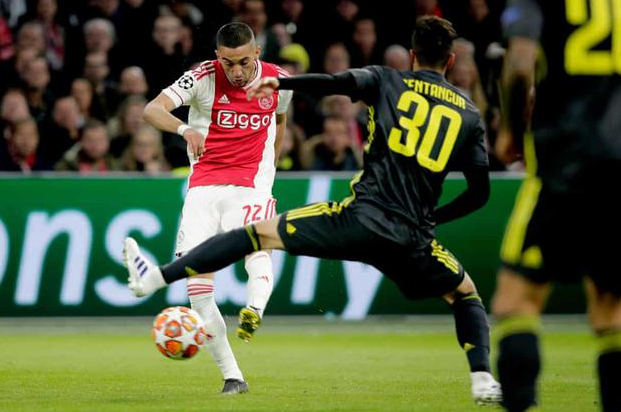 界超越足球 界超越足球